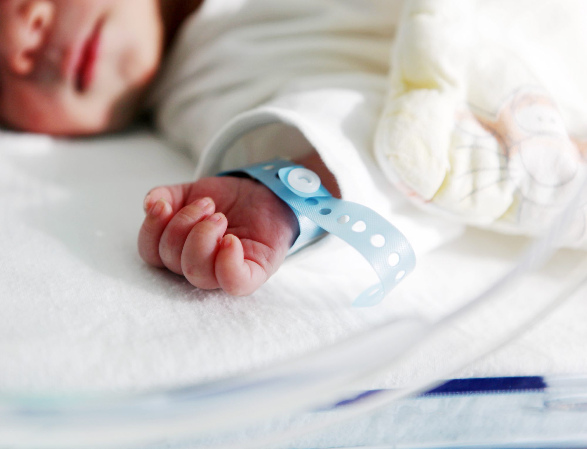 Dentist in Overland Park, KS, Explains Premature Birth and Dental Health